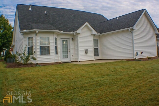 Building Photo - 41 Steeplechase Dr