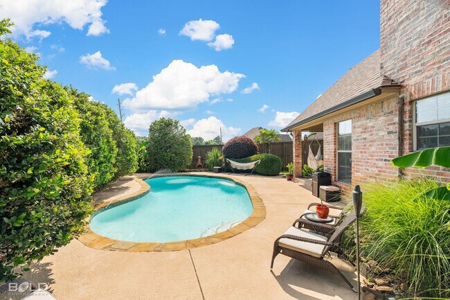 Foto del edificio - PRIVATE OASIS IN GATED COMMUNITY