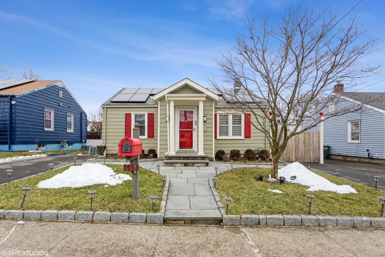 680 Queen St, Bridgeport, CT 06606 House Rental in Bridgeport, CT