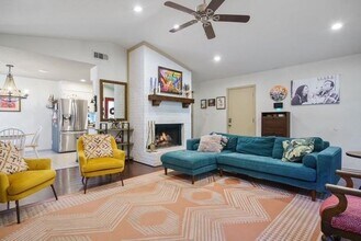 Building Photo - 4316 Sycamore St