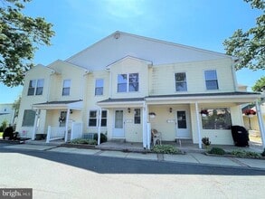 Building Photo - 1326 Central Ave