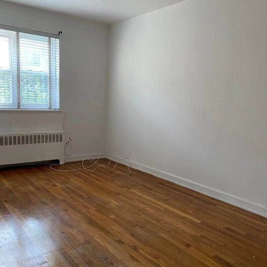 Foto del edificio - 1673 Williamsbridge Rd
