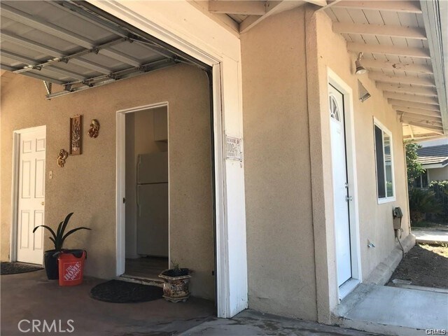 Foto del edificio - 822 Vallombrosa Dr