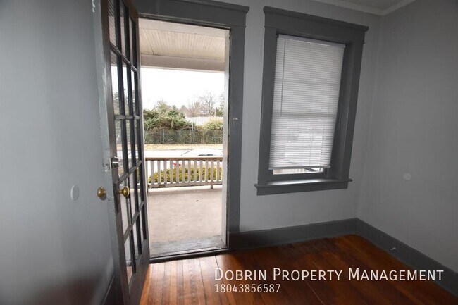 Foto del edificio - 2914 Idlewood Ave