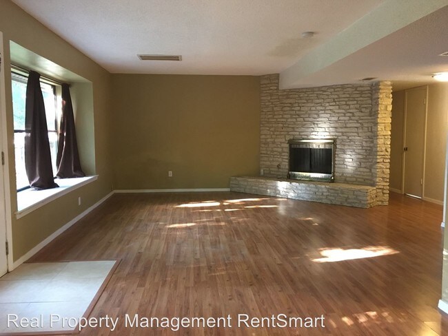 Building Photo - 1038 Wisteria Trl
