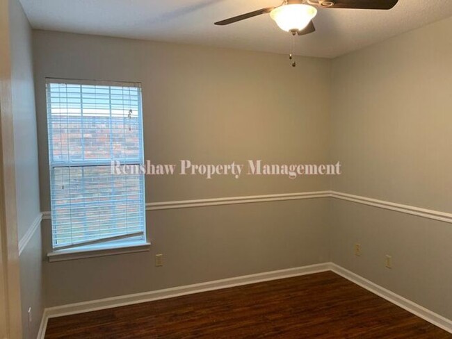 Building Photo - 1632 Camille Way