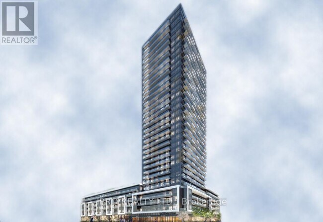 Building Photo - 5105-5105 Hurontario St