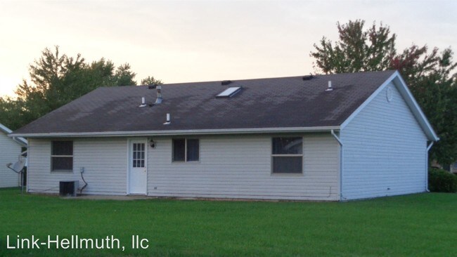 Building Photo - 3 br, 1.5 bath House - 2123 Amarillo Ave