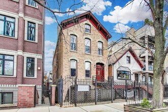 Building Photo - 1509 W Thomas St