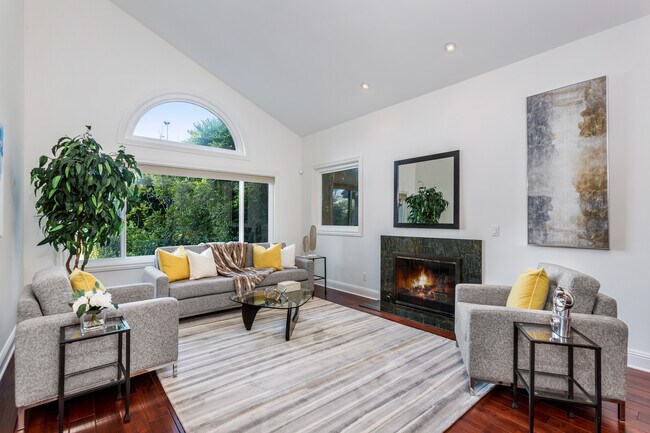 Foto del edificio - 3413 Oak Glen Dr