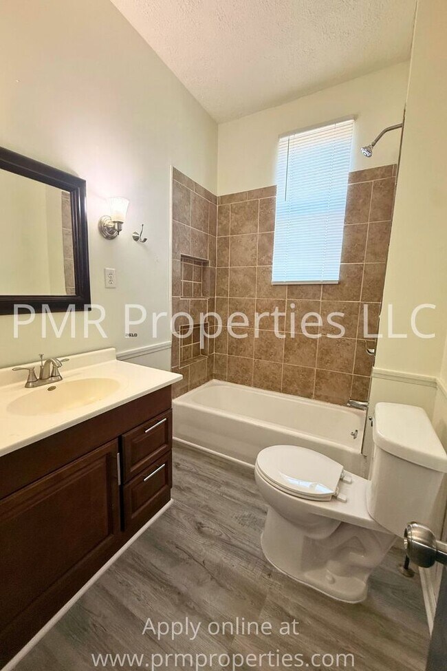 Foto del edificio - 2 Bedroom/ 1 Bathroom House