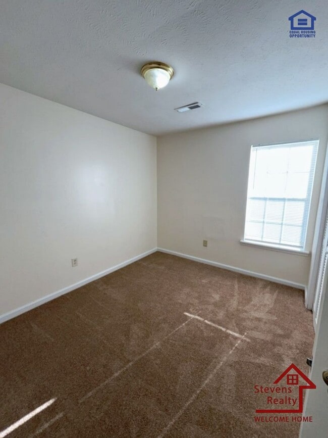 Building Photo - 55 Dogwood Pointe Dr