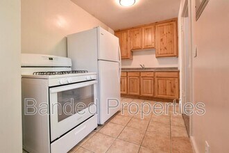 Building Photo - 8630-8644-8644 W 2800 S