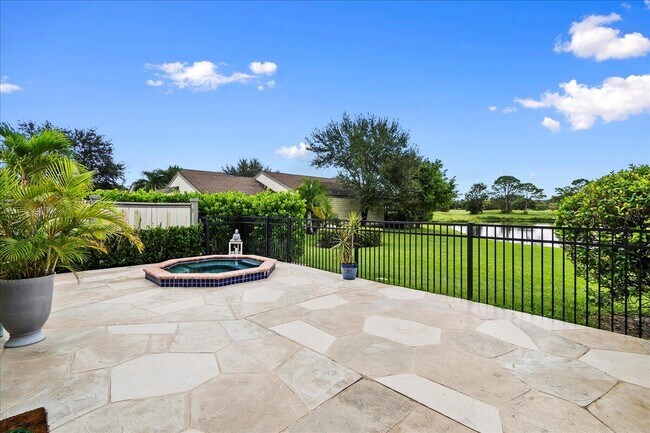 Building Photo - 2542 Bedford Mews Dr