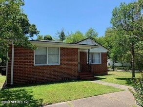 Building Photo - 1308 Ingleside Ave