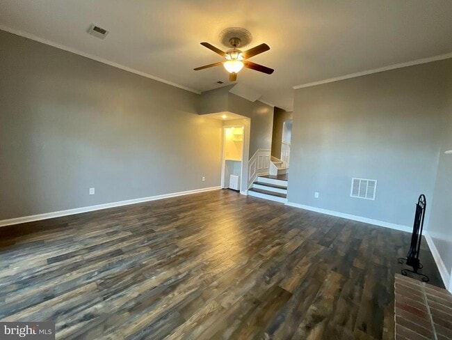 Foto del edificio - 6703 Washington Blvd