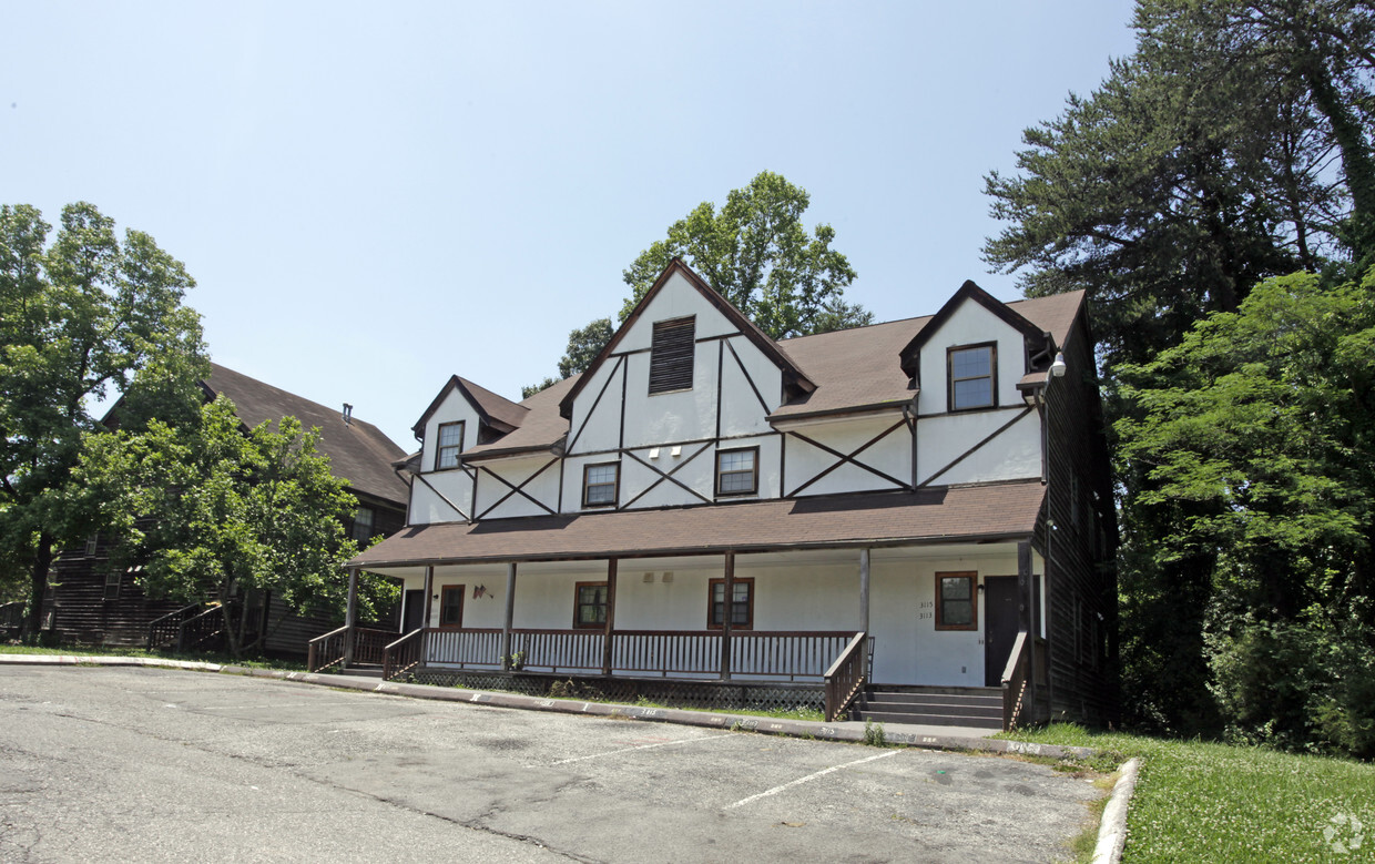 Primary Photo - 3101 Marble Hill Rd