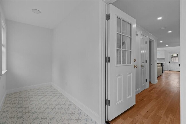 Foto del edificio - 34 E Bowery St