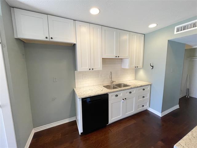 Foto del edificio - 526 Shadowcrest Ln