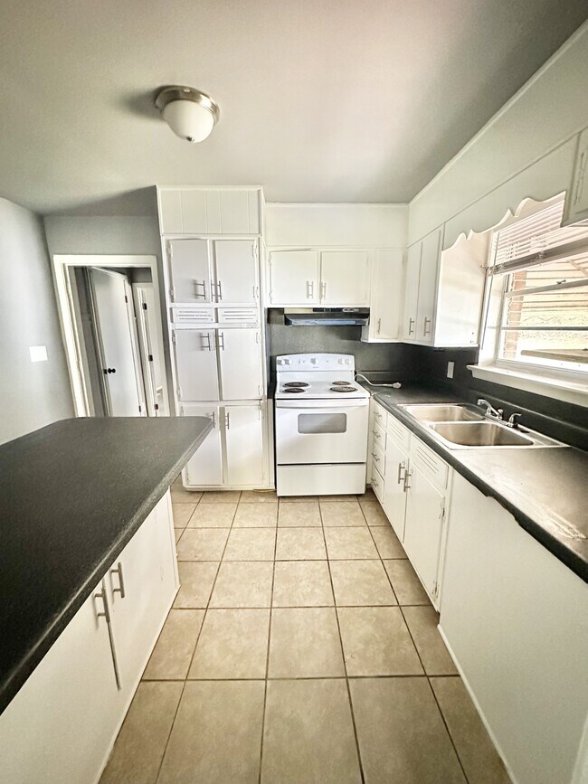 Foto del edificio - 1 Main St