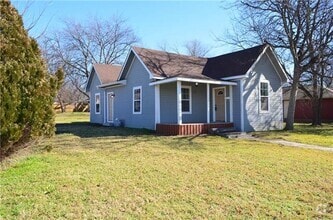 Building Photo - 603 S Throckmorton St