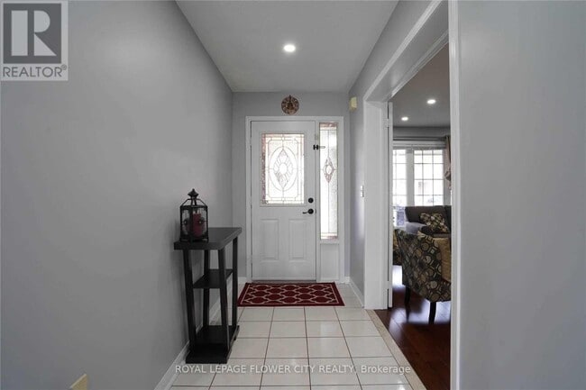 Building Photo - 77 Whitwell Dr
