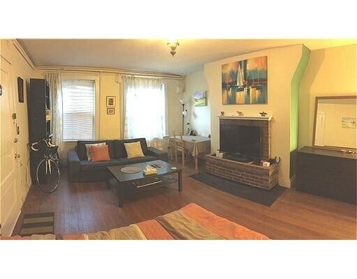 Building Photo - 470 Beacon St