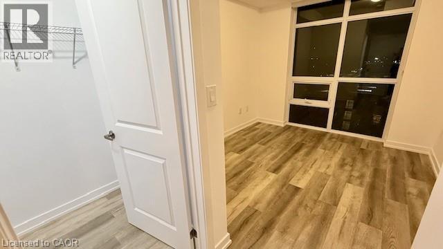 Building Photo - 470 Dundas St E