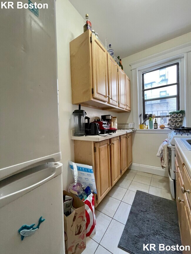 Building Photo - 1246 Commonwealth Ave