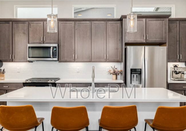 Building Photo - 6776 Navajo Way