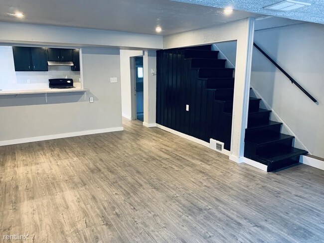 Foto del edificio - 3 br, 2 bath House - 837 Coast Ave