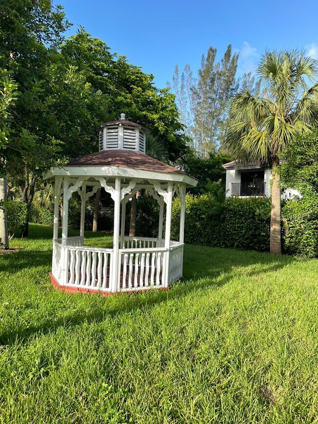 Foto del edificio - 17830 NW 73rd Ave