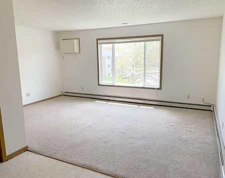 Primary Photo - 523 12th Ave