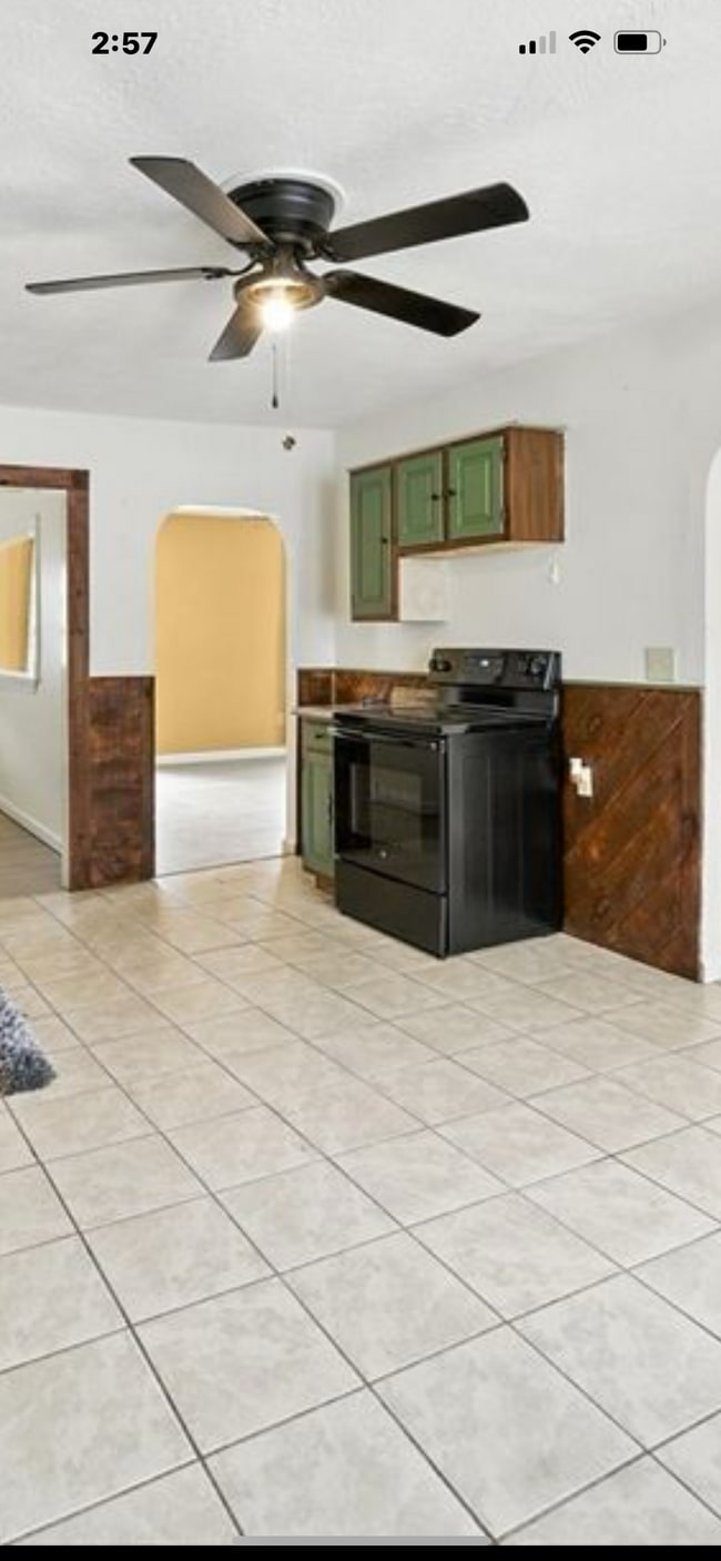Kitchen - 91 School Park