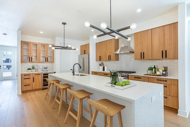 Photo - 4225 Mariposa St House