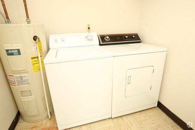 Interior Photo - Plymouth Hills Apartments