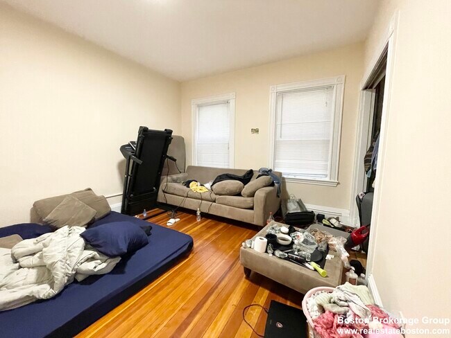 Foto del edificio - 32 Howell St