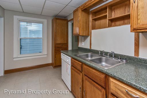 Building Photo - 1525 31st St