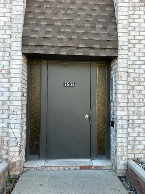 Building Photo - 7535 Woodview St