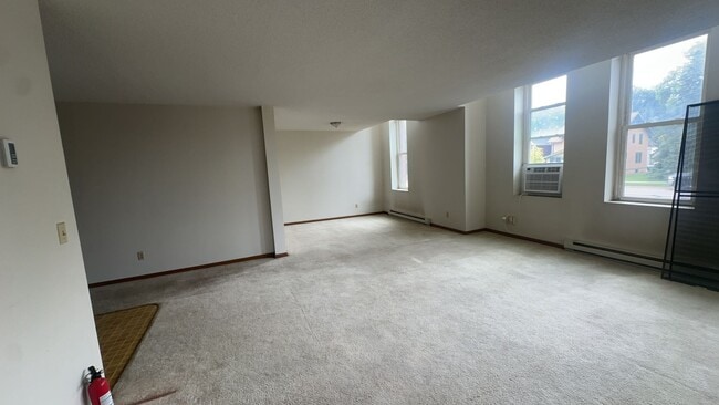 Foto del interior - Key City Group, LLC (BT)