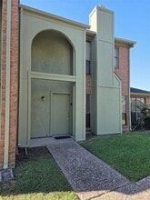 Building Photo - 11517 S Kirkwood Rd