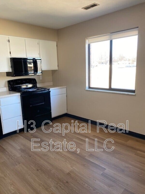 309 Southgate Dr, Freeburg, IL 62243 Condo for Rent in Freeburg, IL