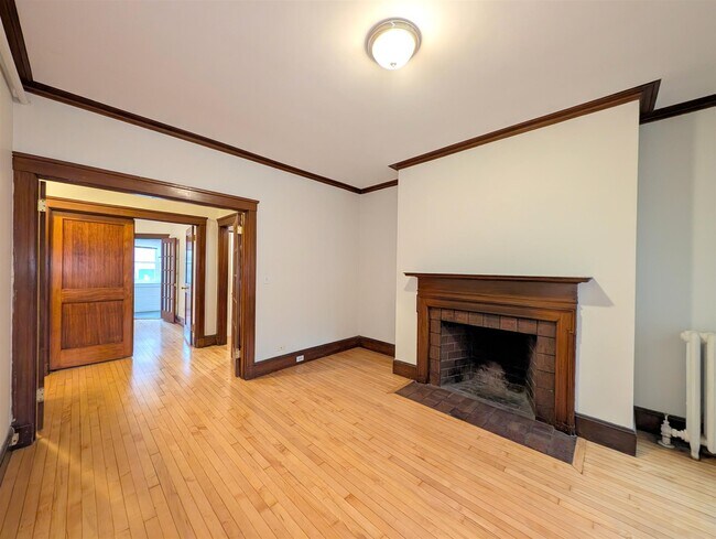 Building Photo - 10 Humboldt St