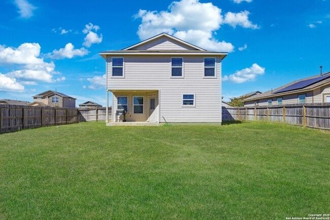 Foto del edificio - 6442 Dynamic Sound