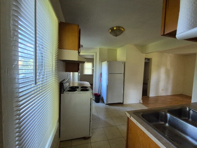 Foto del edificio - 4893 Cambria Rd