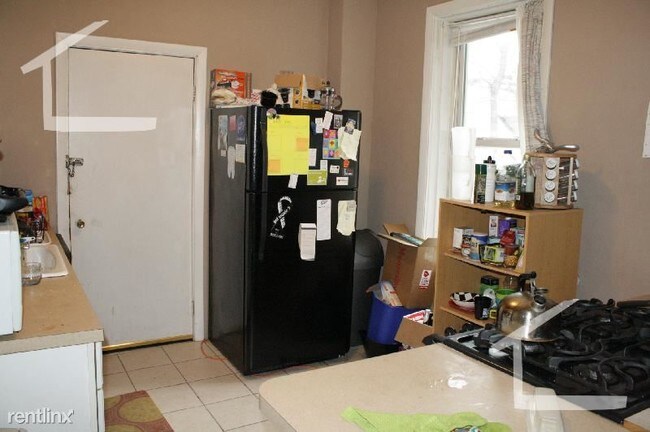 Building Photo - 42 Park Vale Ave