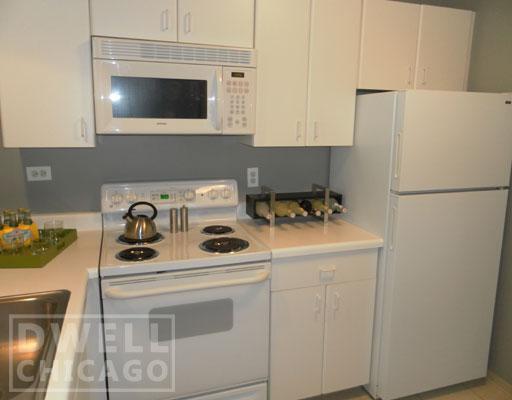 Building Photo - 447 E Ohio St