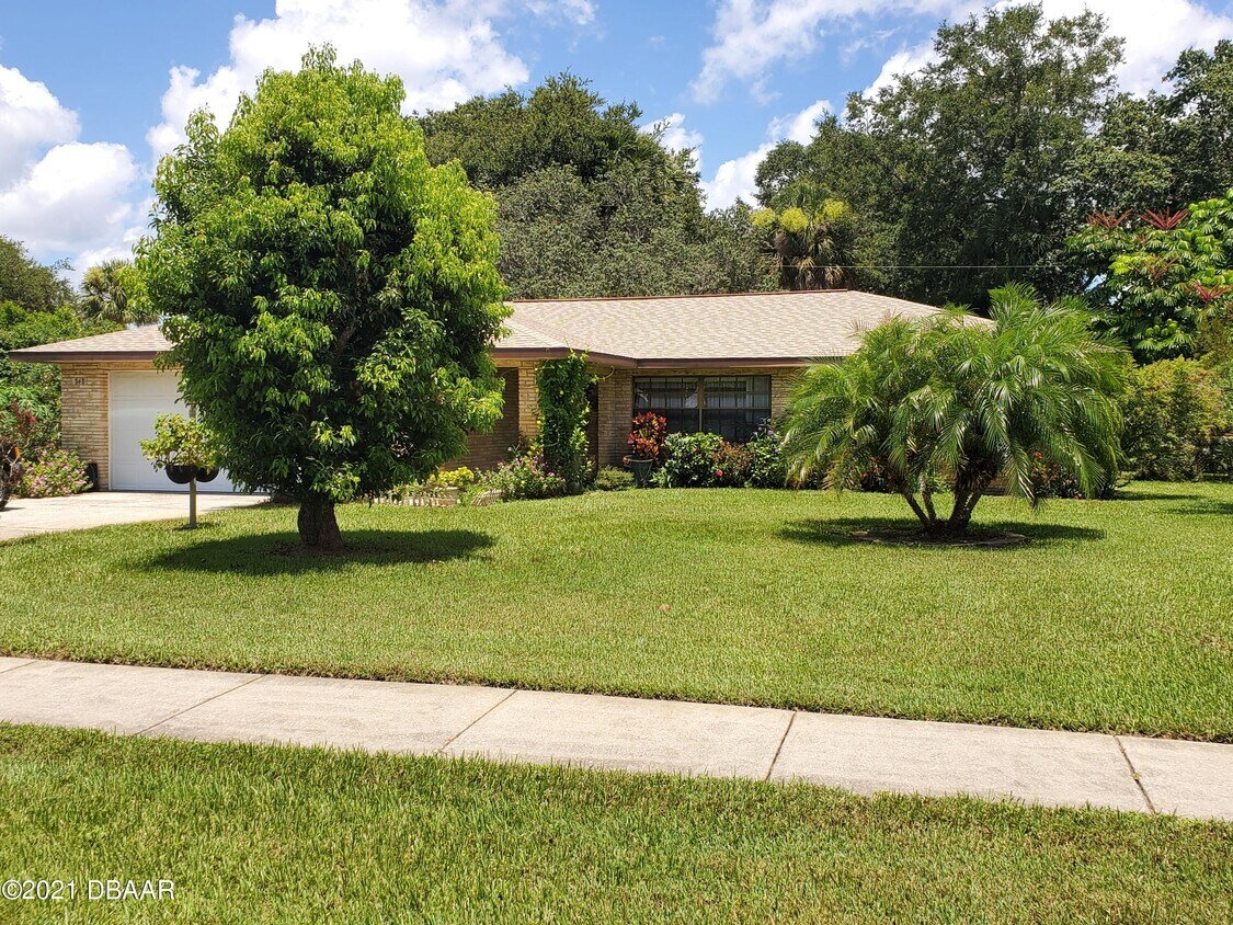 848 Upland Dr, Port Orange, FL 32127 House Rental in Port Orange, FL