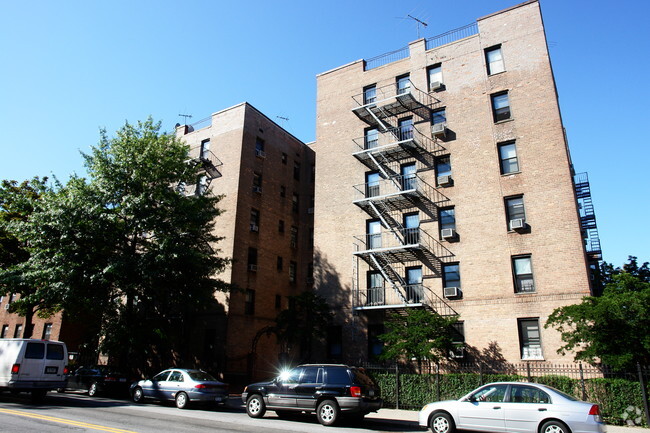 Building Photo - The Barclay