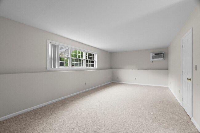 Foto del edificio - 28 Brantwood Dr
